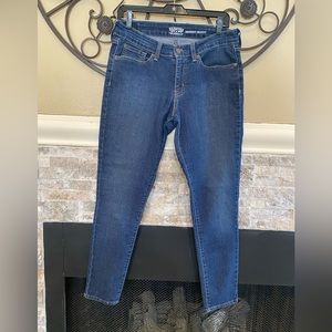 Signature by Levi Strauss Modern Skinny Jeans, size 10 M